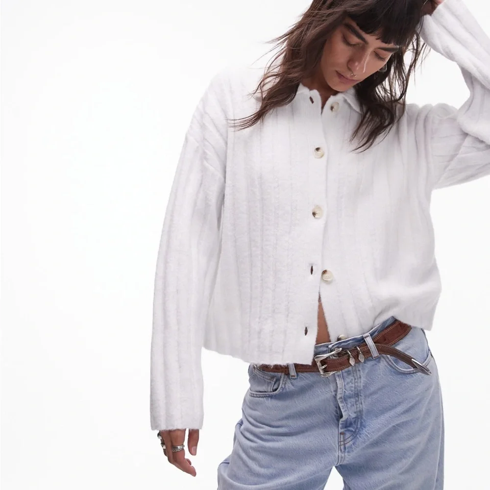 NWT Topshop Knit Collar Button Down Cardigan in Ivory, Medium 8/10